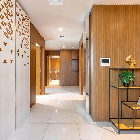 Exclusive Marina Stay - Posh 3Br With Stunning Views Dubai Luaran gambar